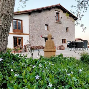 Erlete Goikoa -estamos En El Camino De Santiago -we Are On The Camino De Santiago Landhaus Deba